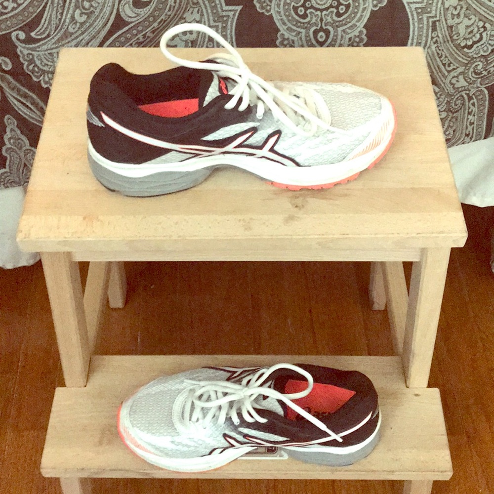 ASICS multicolored running shoes